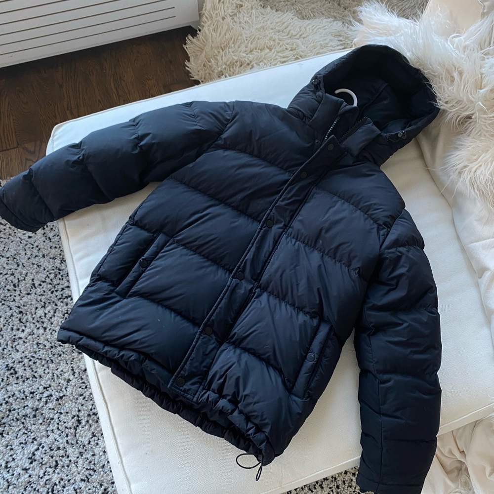 Black Matte Aritzia SuperPuff